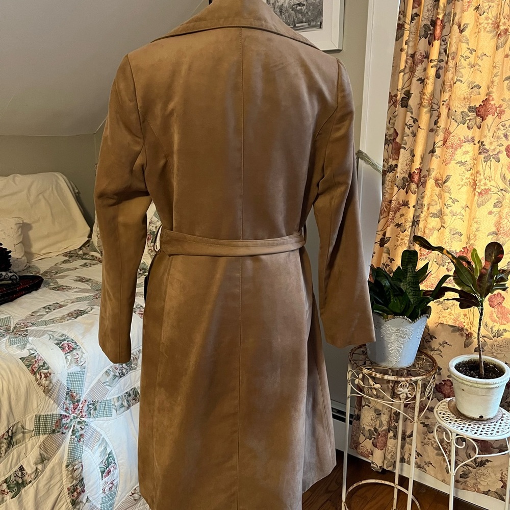 Trench coat - Picture 2 of 5